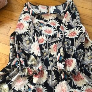 Very Pretty  Like New Lauren Conrad Blouse Size Medium